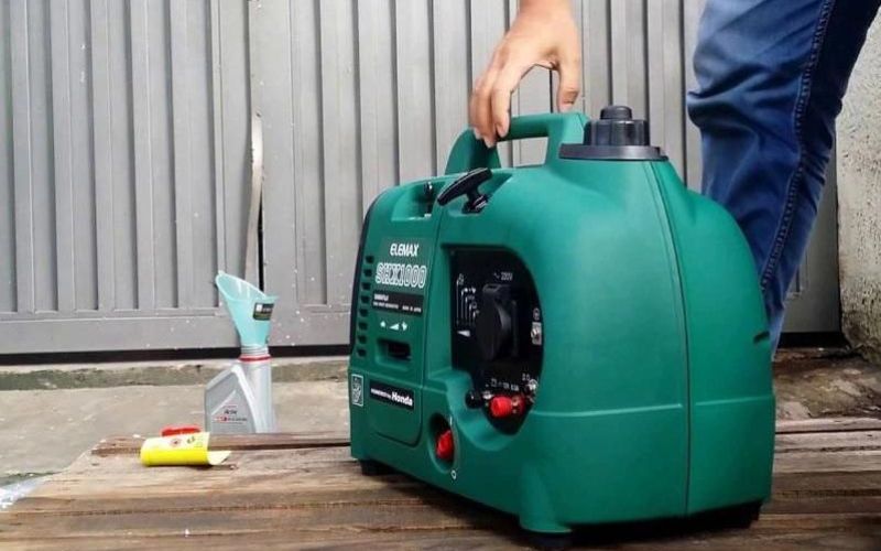 Màn hình hiển thị rõ ràng, dễ dàng điều khiển