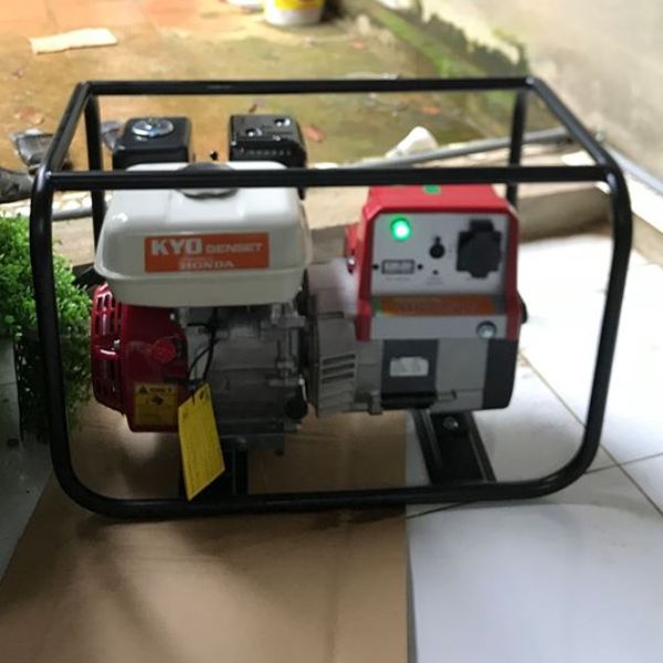 Máy phát điện KYO THG3200