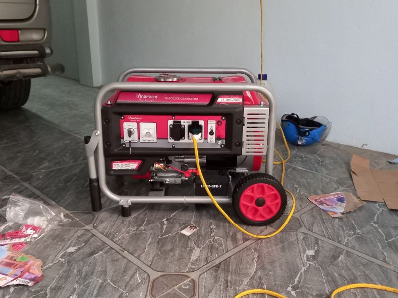 May-phat-dien-chay-xang-Vinafarm-VN-MPD-4500D-3kw-co-de