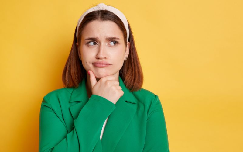 Nên chọn Inverter Yamafuji 4200 hay Inverter Sumry 4200?