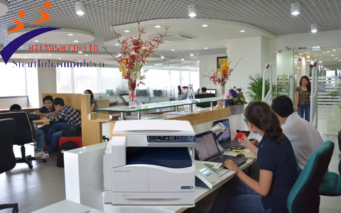 Sử dụng máy photocopy Xerox DocuCentre 2056 CPS E trong văn phòng