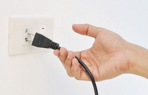 Kết nối đúng nguồn điện