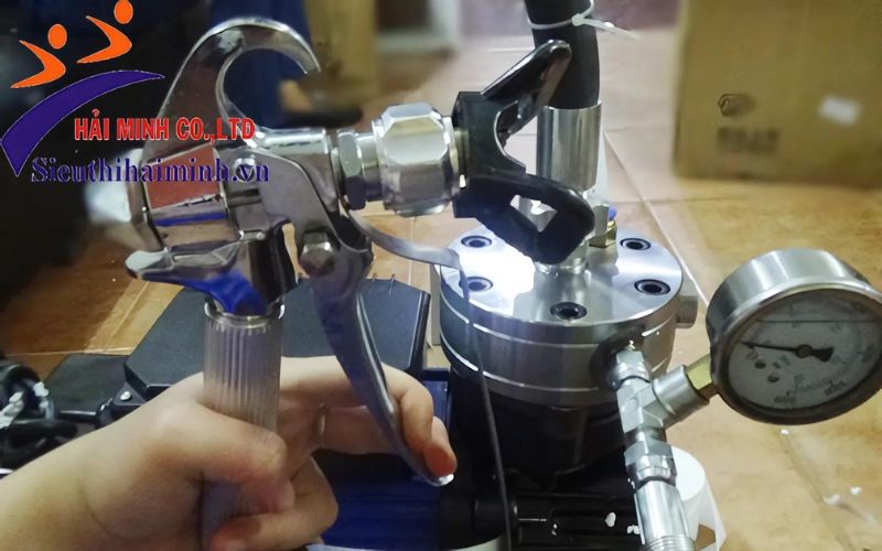 Những lưu ý khi sử dụng máy phun sơn đầu inox HM 990A