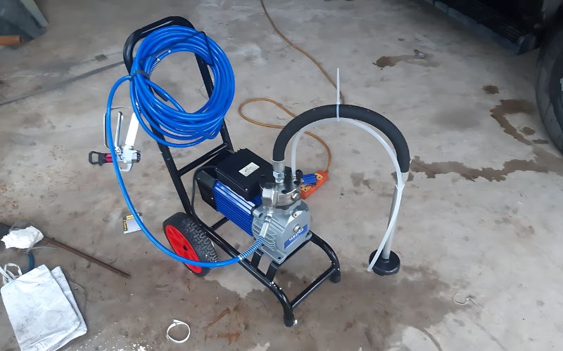 Máy phun sơn Yamafuji PT990