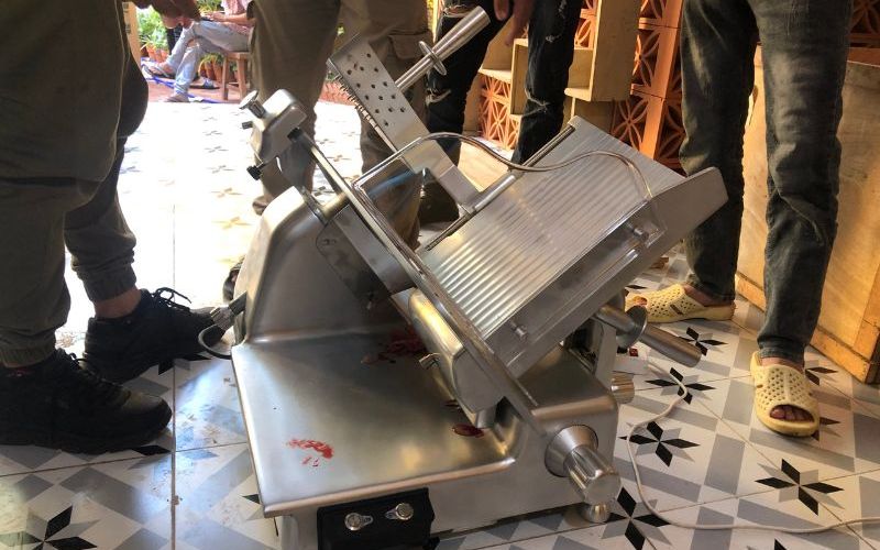 Những lợi ích của máy cắt thịt 