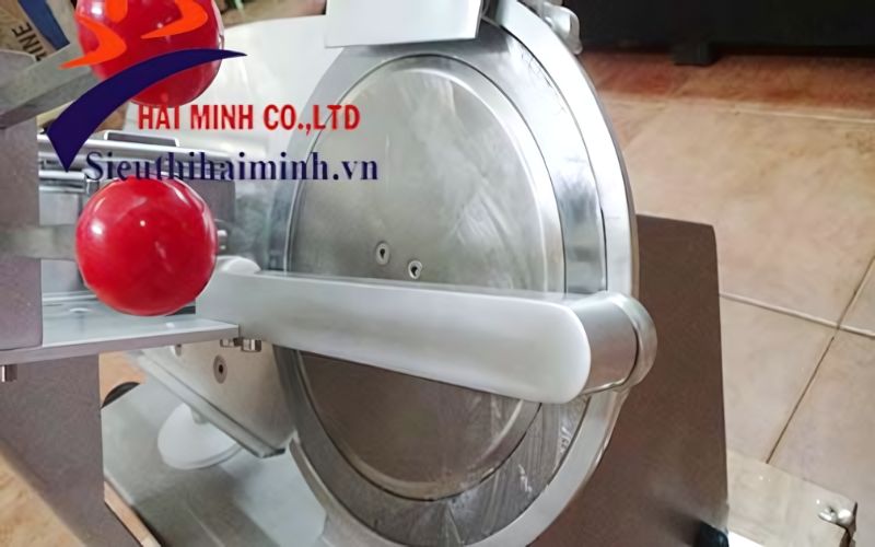 Những ưu điểm của máy thái thịt Yamafuji TD300