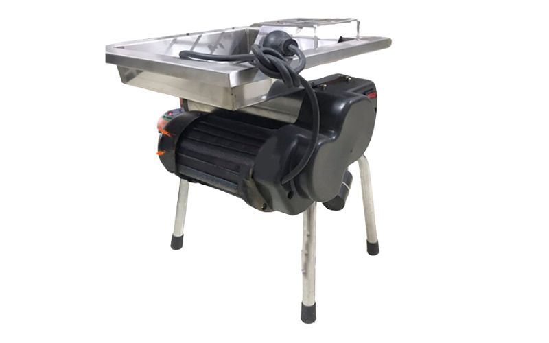 Máy thái thịt tươi nhà hàng HMSY70A (2,5 ly)