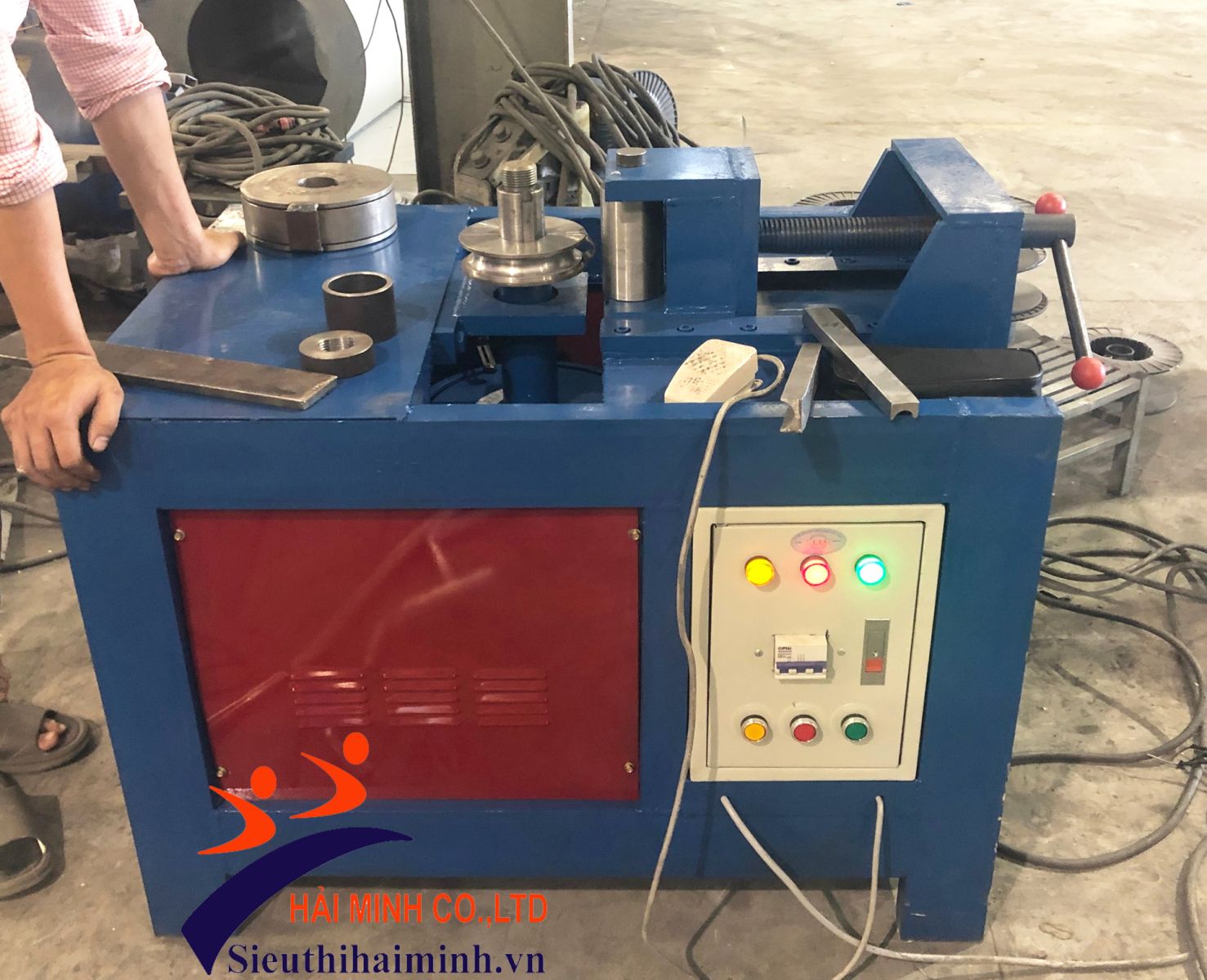 Máy uốn ống 180 độ - 1 trục chính hãng