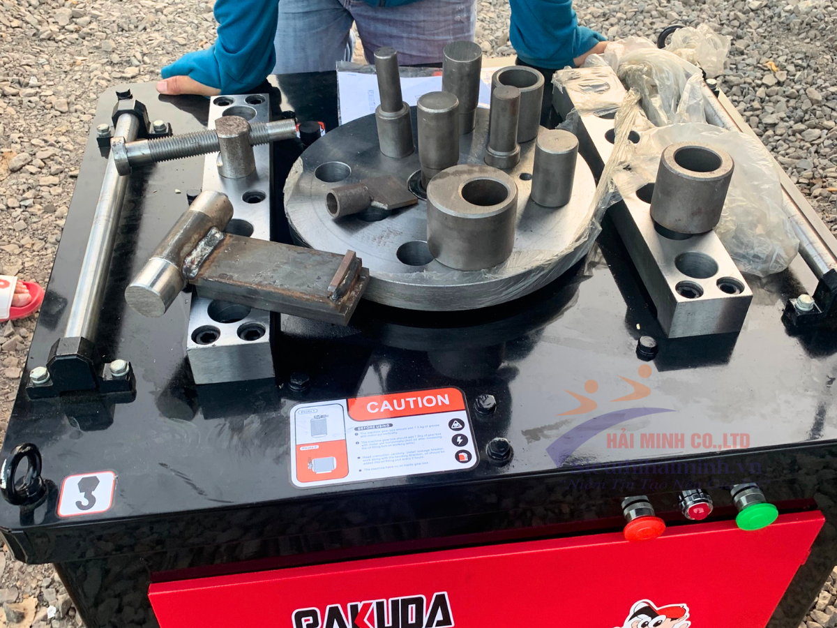 Máy uốn sắt GW 45