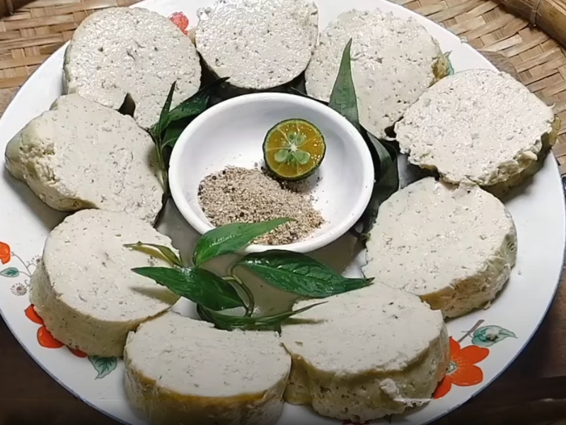 Cách làm giò lụa chay từ đậu phụ