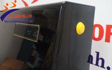 Nút bật tắt máy tiện lợi