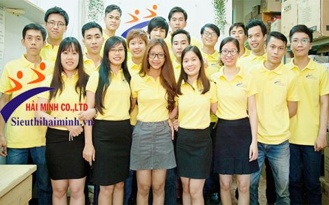 Đội ngũ nhân viên giàu nhiệt huyết tại Siêu thị Hải Minh