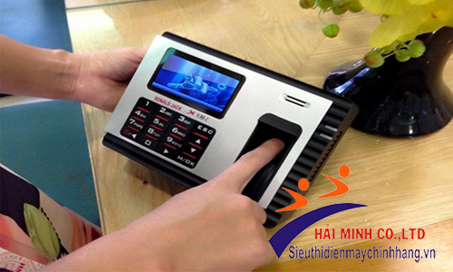 Máy chấm công vân tay nhỏ gọn, tiện lợi