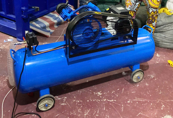 Máy nén khí dây đai Pegasus TM-W-0.36/12.5-120L 380V