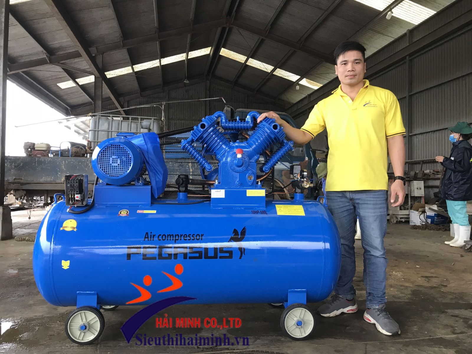 Máy nén khí Pegasus 500L giao tận xưởng cho khách hàng