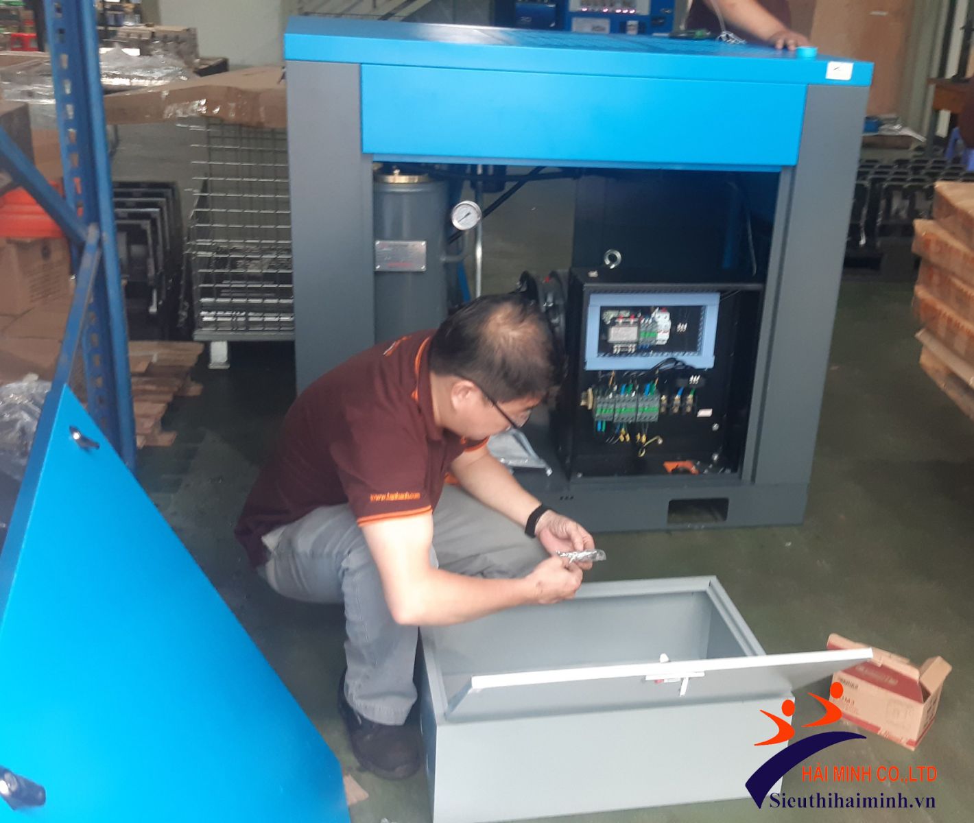 Sieuthihaiminh.vn bán máy nén khí giao hàng tận nơi