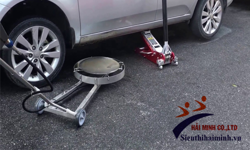 Thiết bị rửa gầm xe ô tô HUR-520