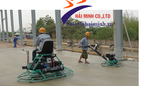 sử dụng máy xoa nền bê tông