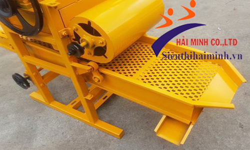 chi tiết Máy bóc vỏ lạc yamafuji 2500VL