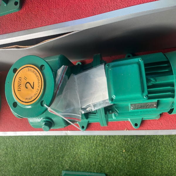 Máy bơm nước 50ZW15-15-1.5