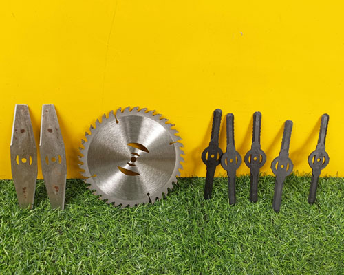 máy cắt cỏ chạy Pin HM-72V