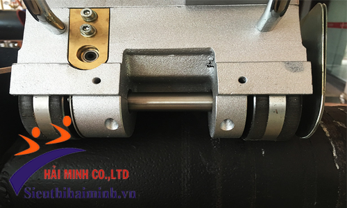 bánh xe chạy từ