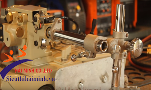 lắp bộ kẹp mỏ máy cắt kim loại dùng khí gas CG1-30F (1 ray 1.8m)