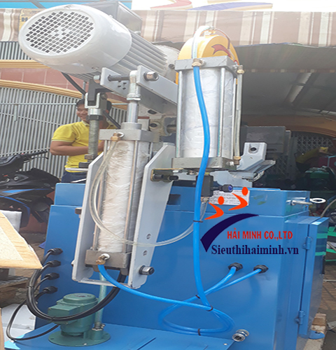 Máy cắt ống hộp bán tự động YJ 400