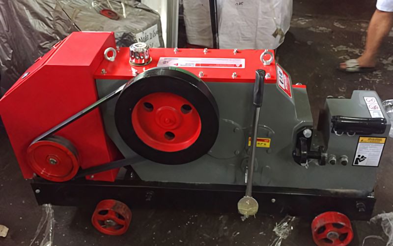 Máy Cắt Sắt Thép Kowloon GQ50 (380V)