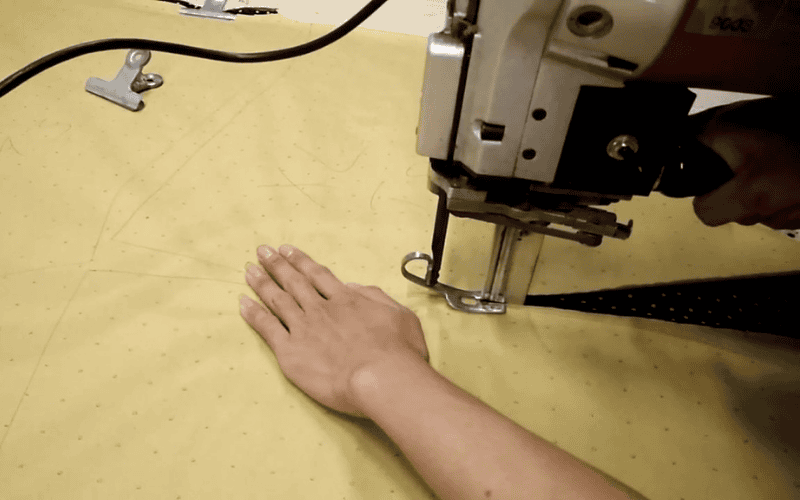 Hướng dẫn sử dụng máy cắt vải đứng chuẩn