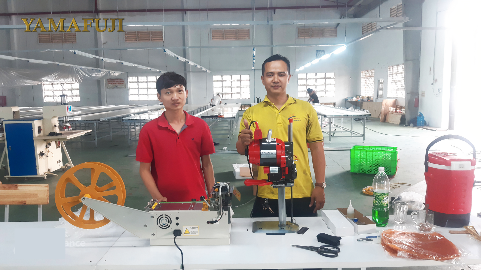 bàn giao máy cắt vải đứng Yamafuji VMK3-10 cho khách