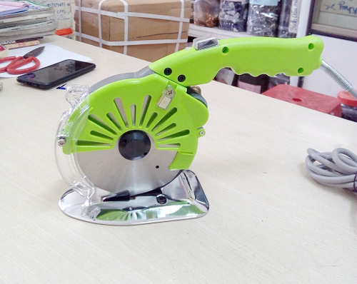 Máy cắt vải Tian Hong SRC-125