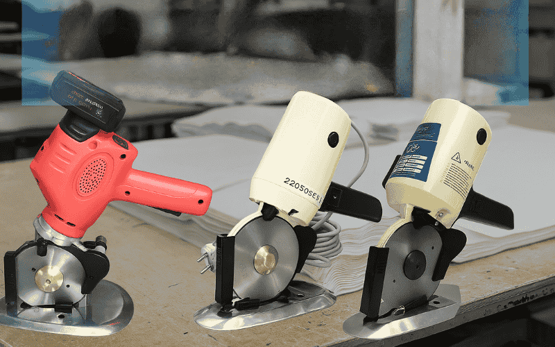 Máy cắt vải dạng cầm tay