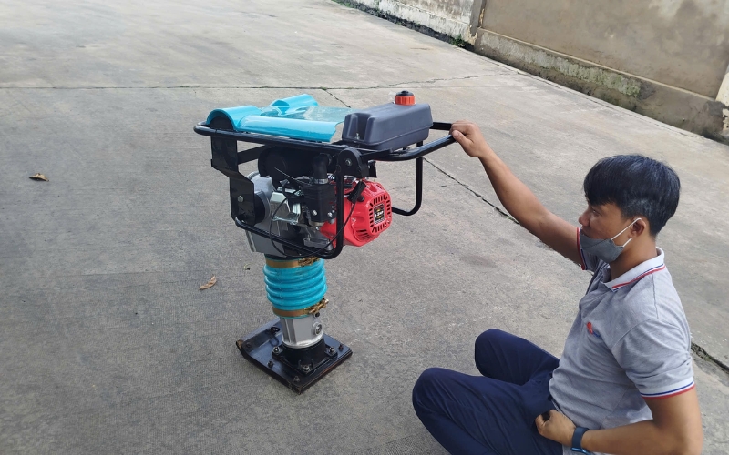 Lý do cần phải bảo trì đầm cóc chạy xăng