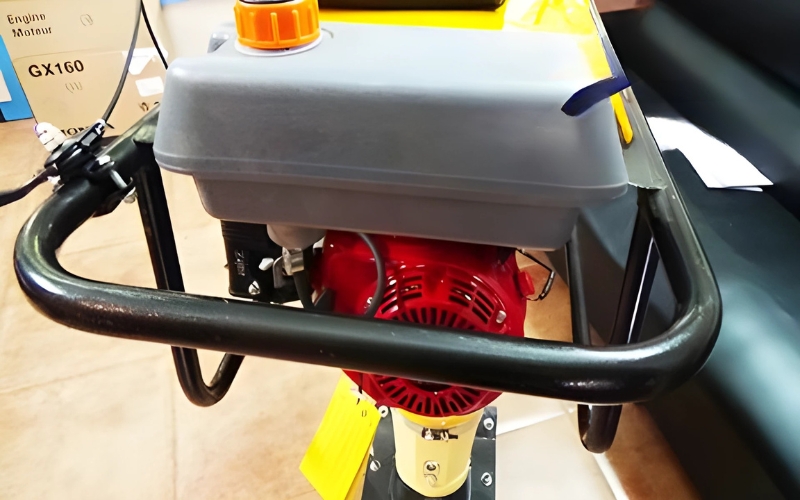Ưu điểm của máy đầm cóc Honda Thái chân vuông