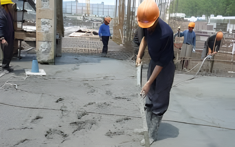 Đặc điểm và ứng dụng của máy đầm dùi 2.2kW