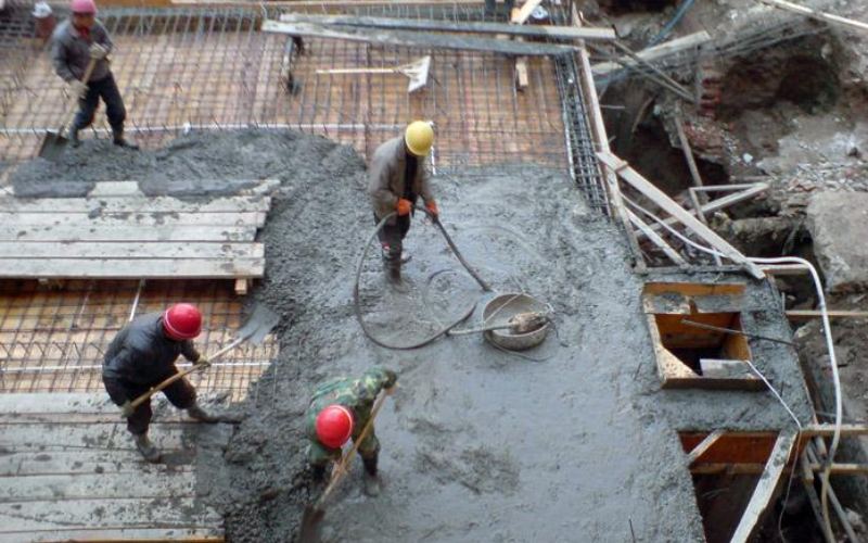 Top 5 thương hiệu máy đầm dùi bê tông nên mua