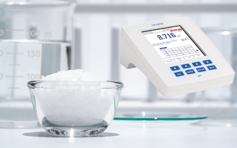 Tính năng nổi bật của máy đo pH/nhiệt độ HI221