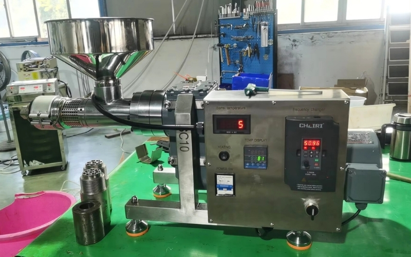 Máy ép dầu lạnh Yamafuji SY-S10C