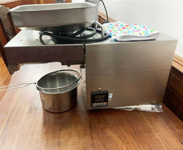 Máy ép dầu lạc gia đình GD-08