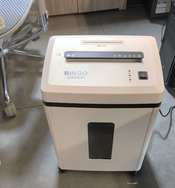 Máy huỷ giấy Bingo C50CD