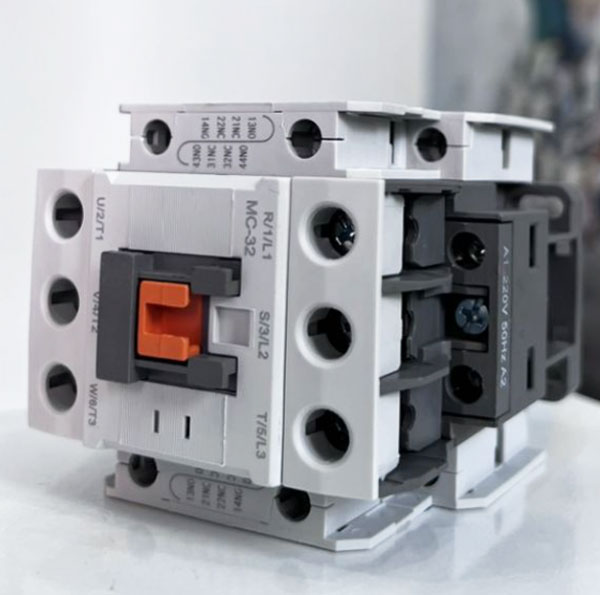 Khởi động từ - Phụ kiện máy co màng