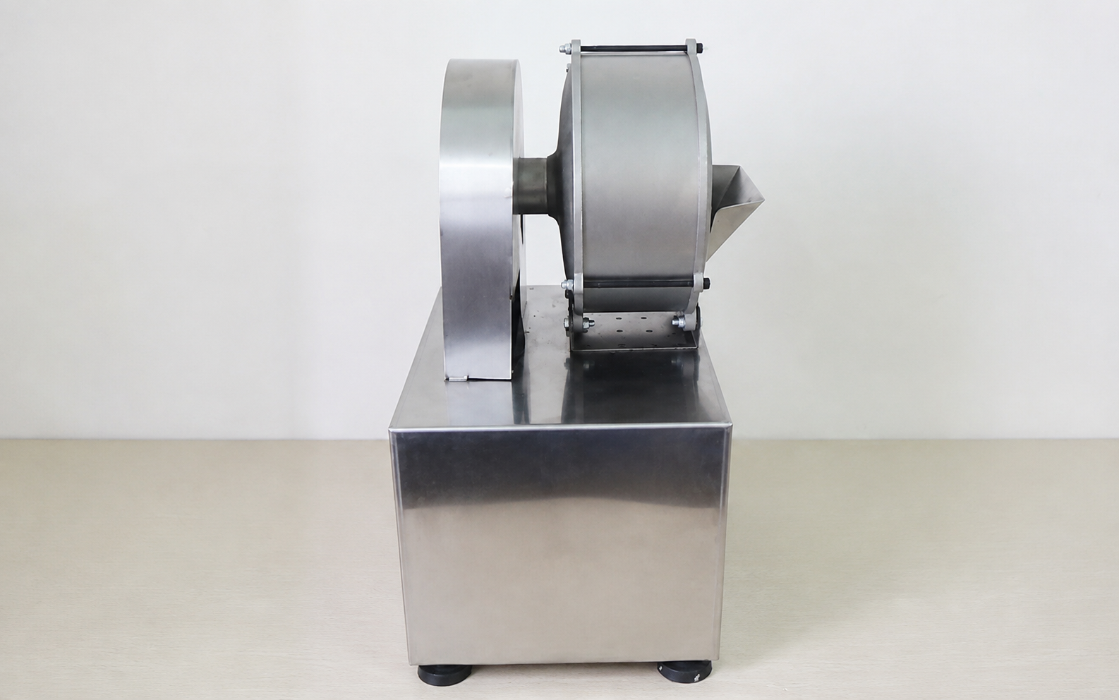 Máy thải củ quả 200W bền bỉ