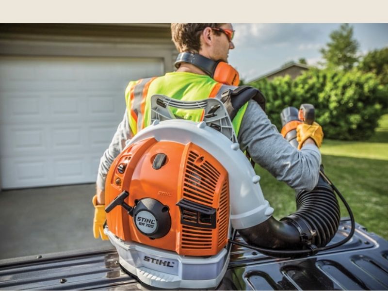 Các câu hỏi thường gặp với máy thổi lá đeo lưng