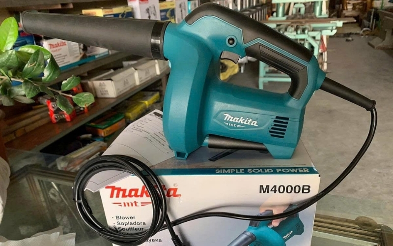 Máy thổi bụi Makita dùng điện (có dây)