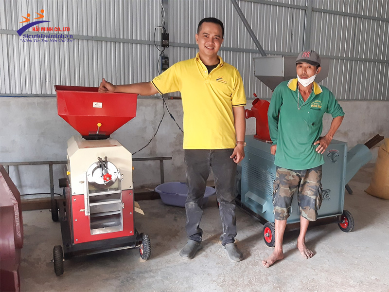 bàn giao bộ máy xát gạo