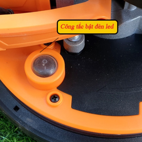 Máy Chà Tường Có Hút Bụi Đèn Led Liema LM-225FT