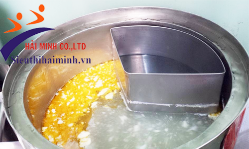 Nồi nấu cháo dùng điện HM-NC 100L  tiện dụng