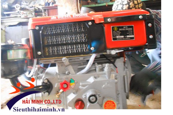 Động cơ Diesel D6 làm mát bằng gió 