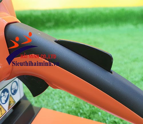 Máy cưa xích STIHL MS250